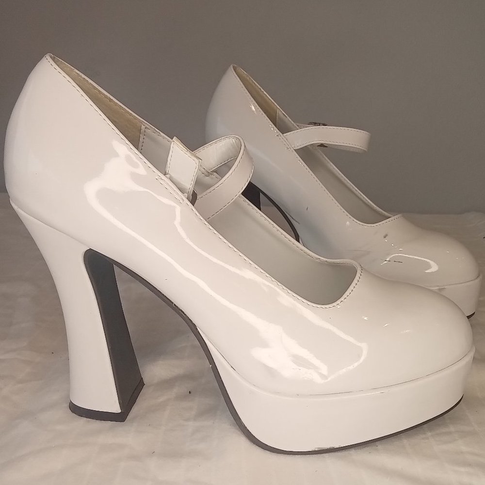 White Faux Patent Leather High heeled platform pumps